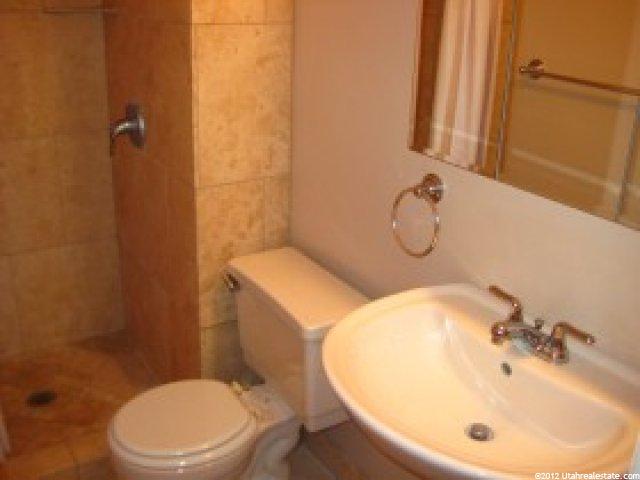 438 W 3400 S, Bountiful, UT 84010 — photo 9