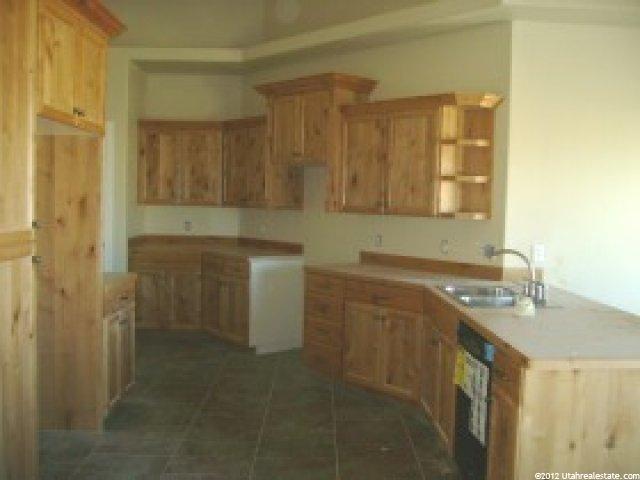 391 E 2900 S, Vernal, UT 84078 — photo 2
