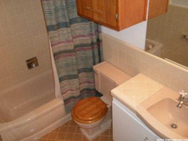 2851 E Hillsden Dr, Holladay, UT 84117 — photo 7