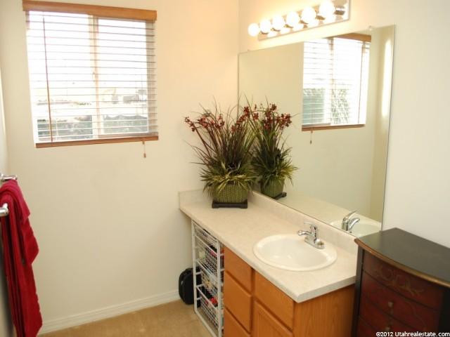 1811 S 875 E, Clearfield, UT 84015 — photo 10