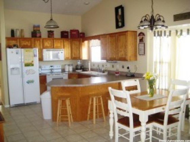 2218 W 1570 N, Clinton, UT 84015 — photo 3