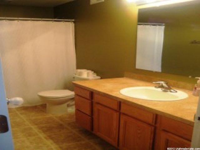2218 W 1570 N, Clinton, UT 84015 — photo 10