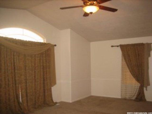 1040 N 300 E, Layton, UT 84041 — photo 4