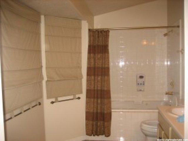 1040 N 300 E, Layton, UT 84041 — photo 5