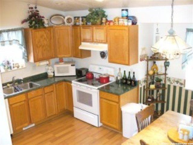 13 Manitoban Ln, Hyrum, UT 84319 — photo 6
