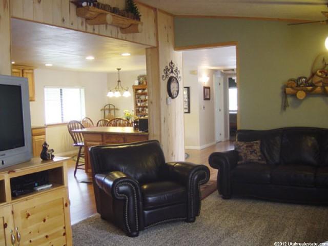 264 S 400 E, Nephi, UT 84648 — photo 8