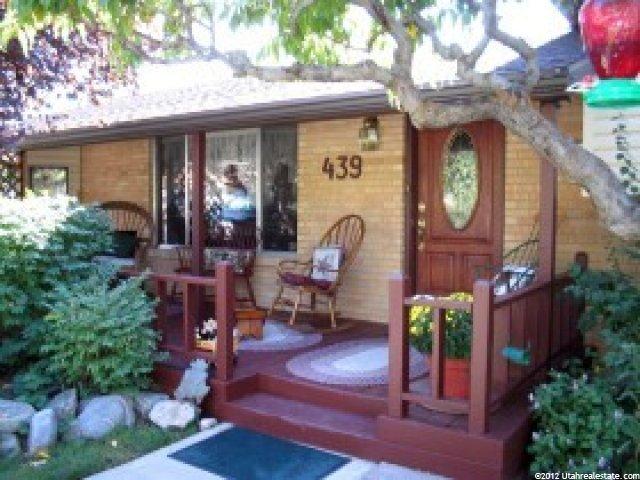 439 N 800 E, Kaysville, UT 84037 — photo 2