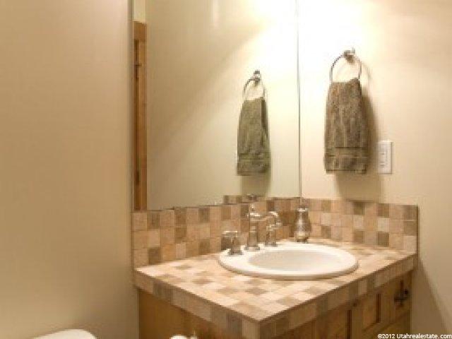 3242 Marthas Cv, Sandy, UT 84093 — photo 10