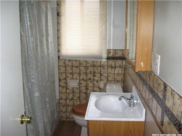 605 Maple St, Clearfield, UT 84015 — photo 7