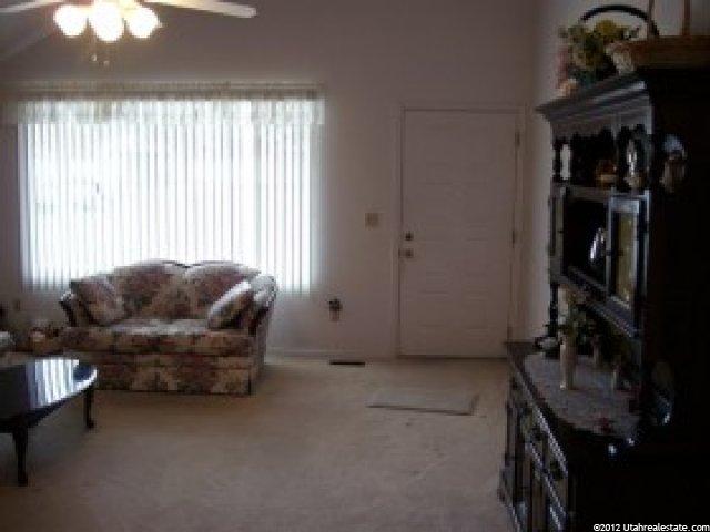 1071 E Deerwalk Ln S, Ogden, UT 84404 — photo 4