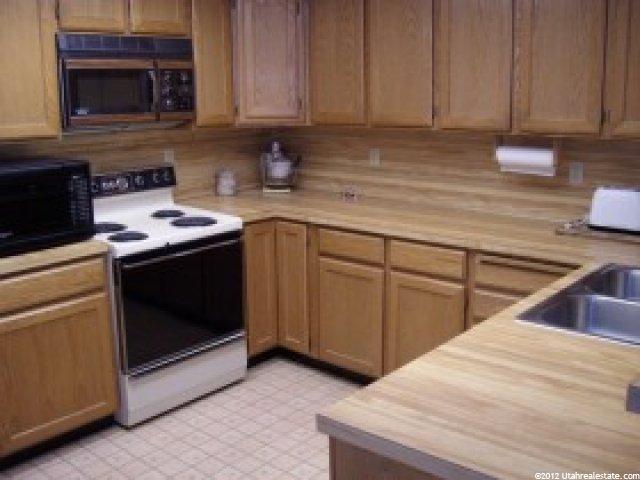 1071 E Deerwalk Ln S, Ogden, UT 84404 — photo 10