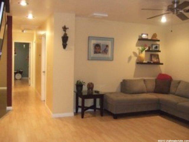 8684 S Green Way E, Sandy, UT 84094 — photo 2