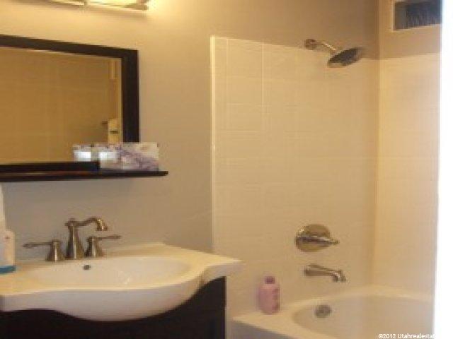 8684 S Green Way E, Sandy, UT 84094 — photo 7