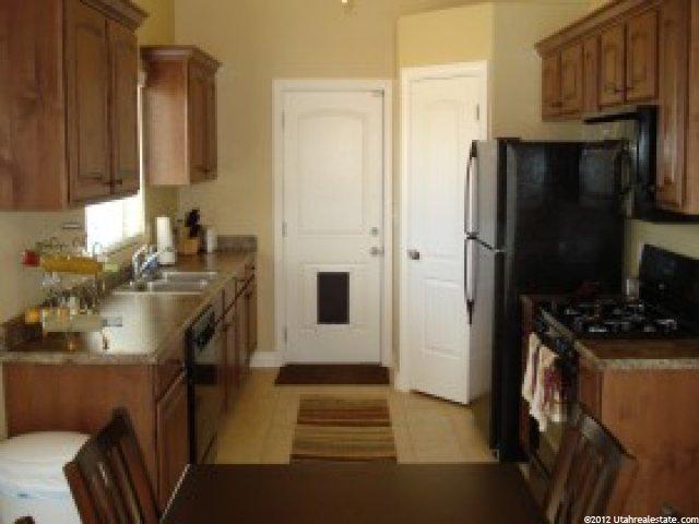 190 E 1100 S, Vernal, UT 84078 — photo 2