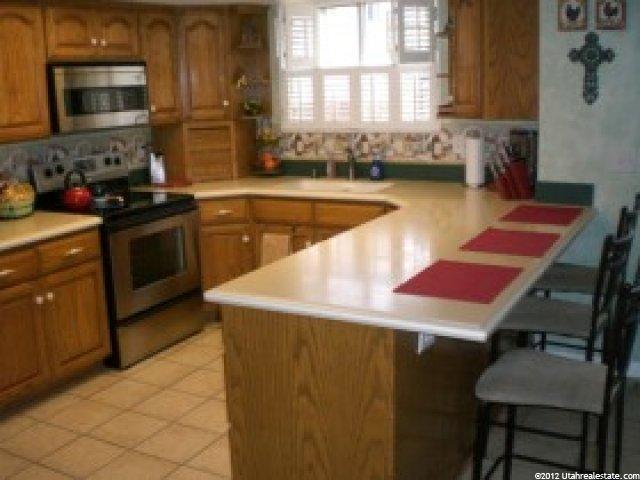 4886 S 1150 E, Ogden, UT 84403 — photo 2