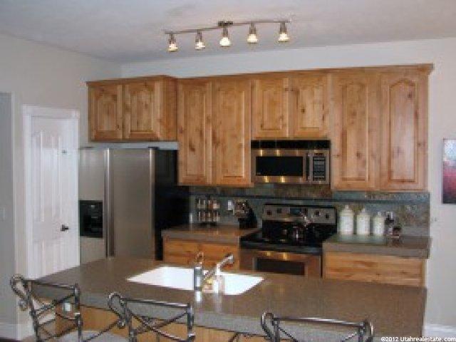 391 E 7800 S, Midvale, UT 84047 — photo 2