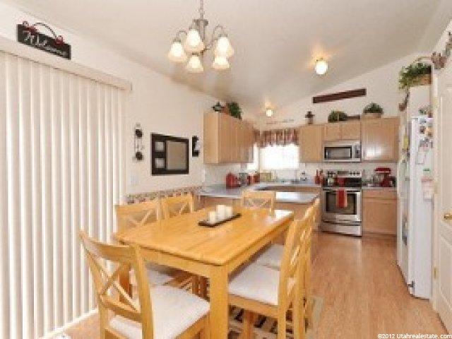 843 W 1470 N, Clinton, UT 84015 — photo 5
