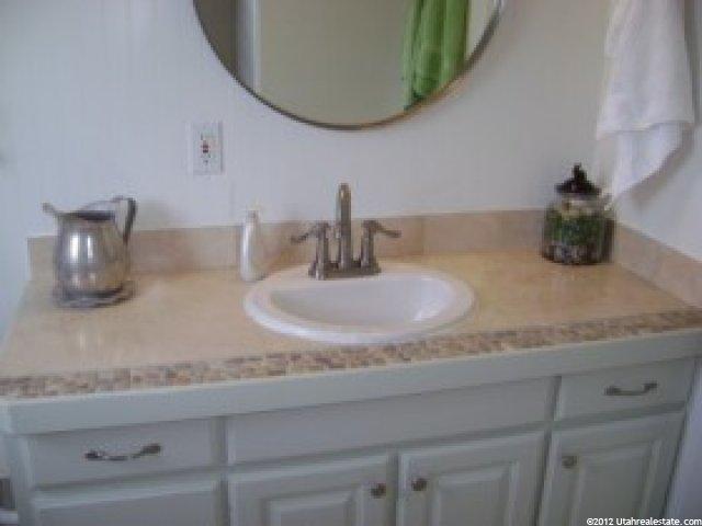 1188 N 900 E, Layton, UT 84040 — photo 9