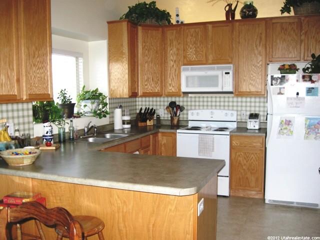 868 W 1875 S, Lehi, UT 84043 — photo 2