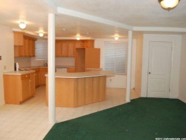 860 W 2225 S, Syracuse, UT 84075 — photo 8