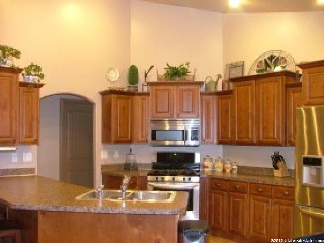 4521 W 5625 S, Hooper, UT 84315 — photo 2