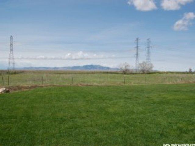 390 S Wellington Dr W, Kaysville, UT 84037 — photo 11