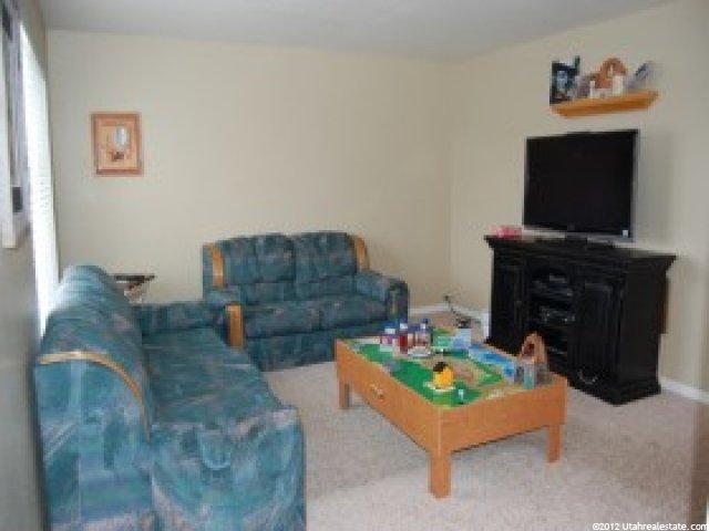 390 S Wellington Dr W, Kaysville, UT 84037 — photo 7