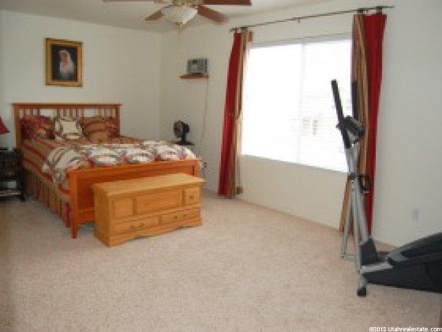 390 S Wellington Dr W, Kaysville, UT 84037 — photo 8