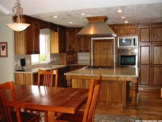 1916 E 1900 N, Layton, UT 84040 — photo 4