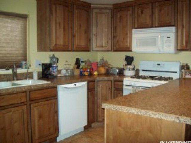 2852 W 6000 S, Roy, UT 84067 — photo 5