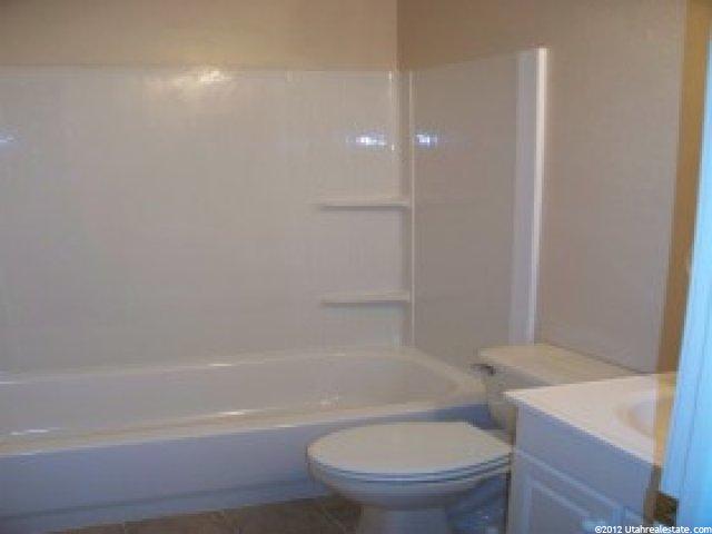 319 E 400 S, Vernal, UT 84078 — photo 6