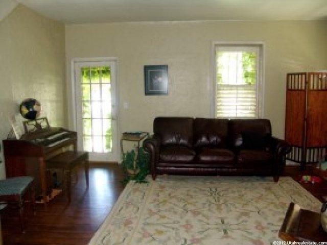 701 N Main St, Bountiful, UT 84010 — photo 3