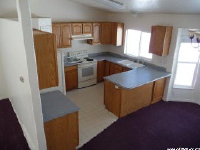 307 E 1625 N, Layton, UT 84041 — photo 2