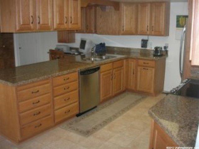 2646 E Antelope Dr, Layton, UT 84040 — photo 5