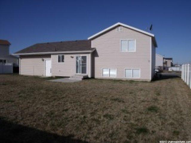 2084 N 2090 W, Clinton, UT 84015 — photo 10