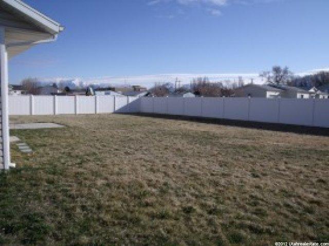 2084 N 2090 W, Clinton, UT 84015 — photo 8