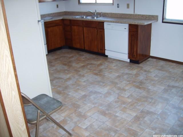 5282 S 5500 W, Hooper, UT 84315 — photo 3