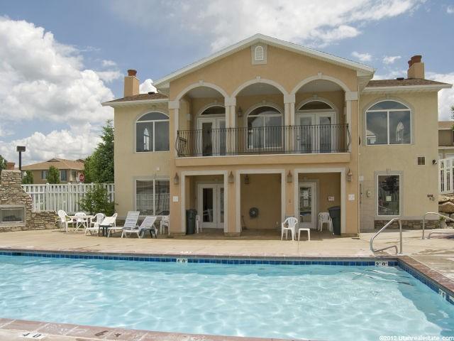 9447 Hidden Point Dr, Sandy, UT 84070 — photo 2