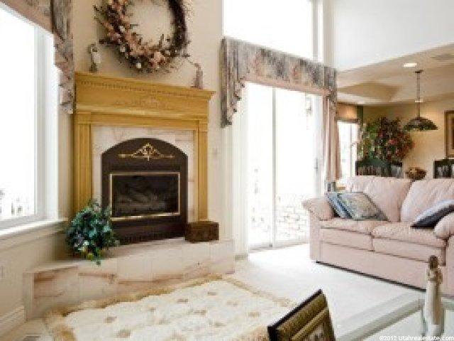 954 S Barton Ct E, Bountiful, UT 84010 — photo 3