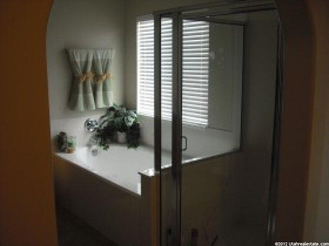 4044 S 3425 W, West Haven, UT 84401 — photo 9