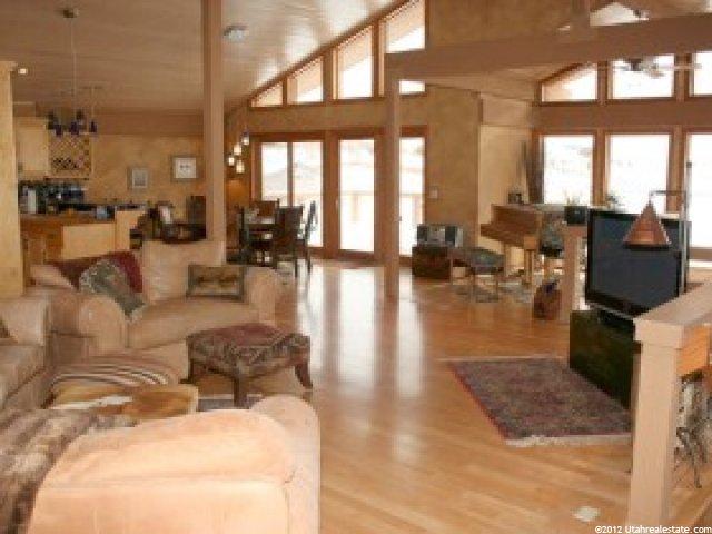 7724 Whileaway Rd W, Park City, UT 84098 — photo 2