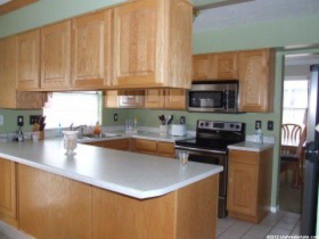 1202 N Ash Dr E, Layton, UT 84040 — photo 3