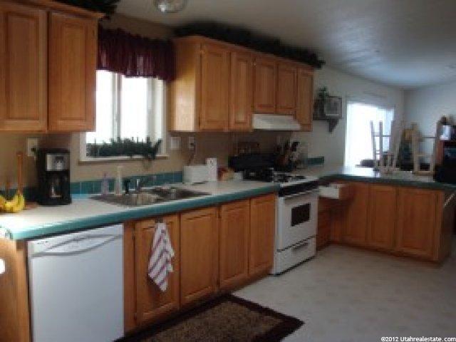 190 N Main St, Levan, UT 84639 — photo 3