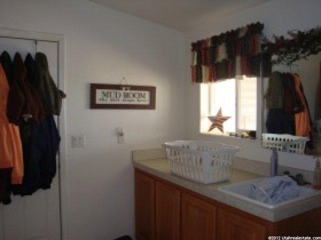 190 N Main St, Levan, UT 84639 — photo 9