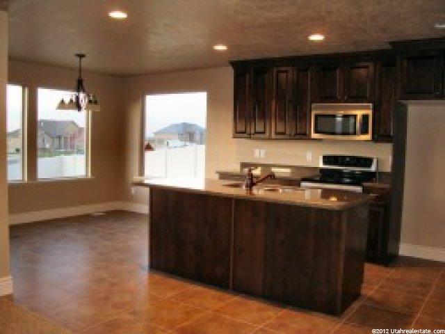 14209 Ginger Fox Dr, Bluffdale, UT 84065 — photo 8