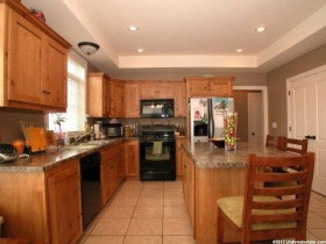 694 E 2100 N, North Logan, UT 84341 — photo 2