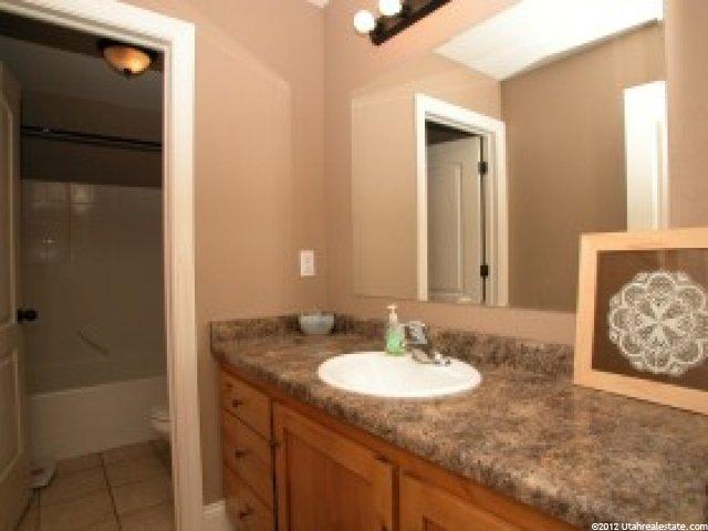 694 E 2100 N, North Logan, UT 84341 — photo 11