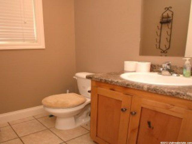 694 E 2100 N, North Logan, UT 84341 — photo 12