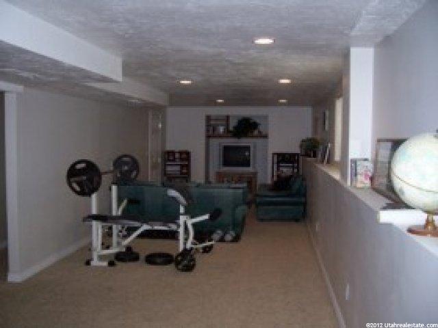 10292 S 2375 E, Sandy, UT 84092 — photo 10