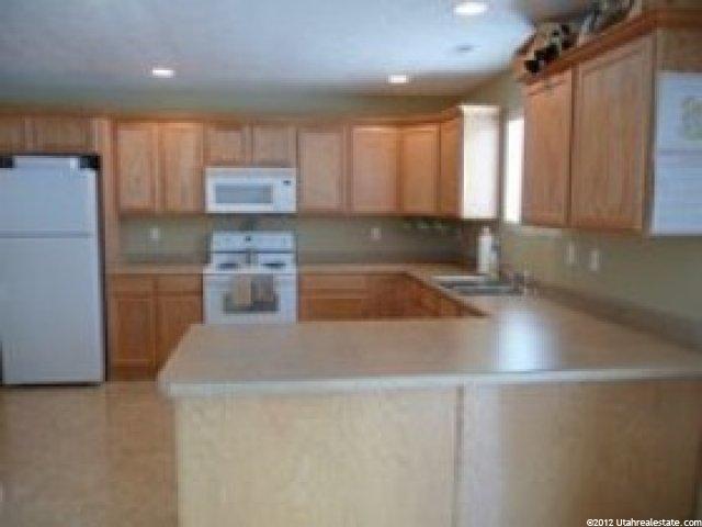 793 W 2095 N, West Bountiful, UT 84087 — photo 2